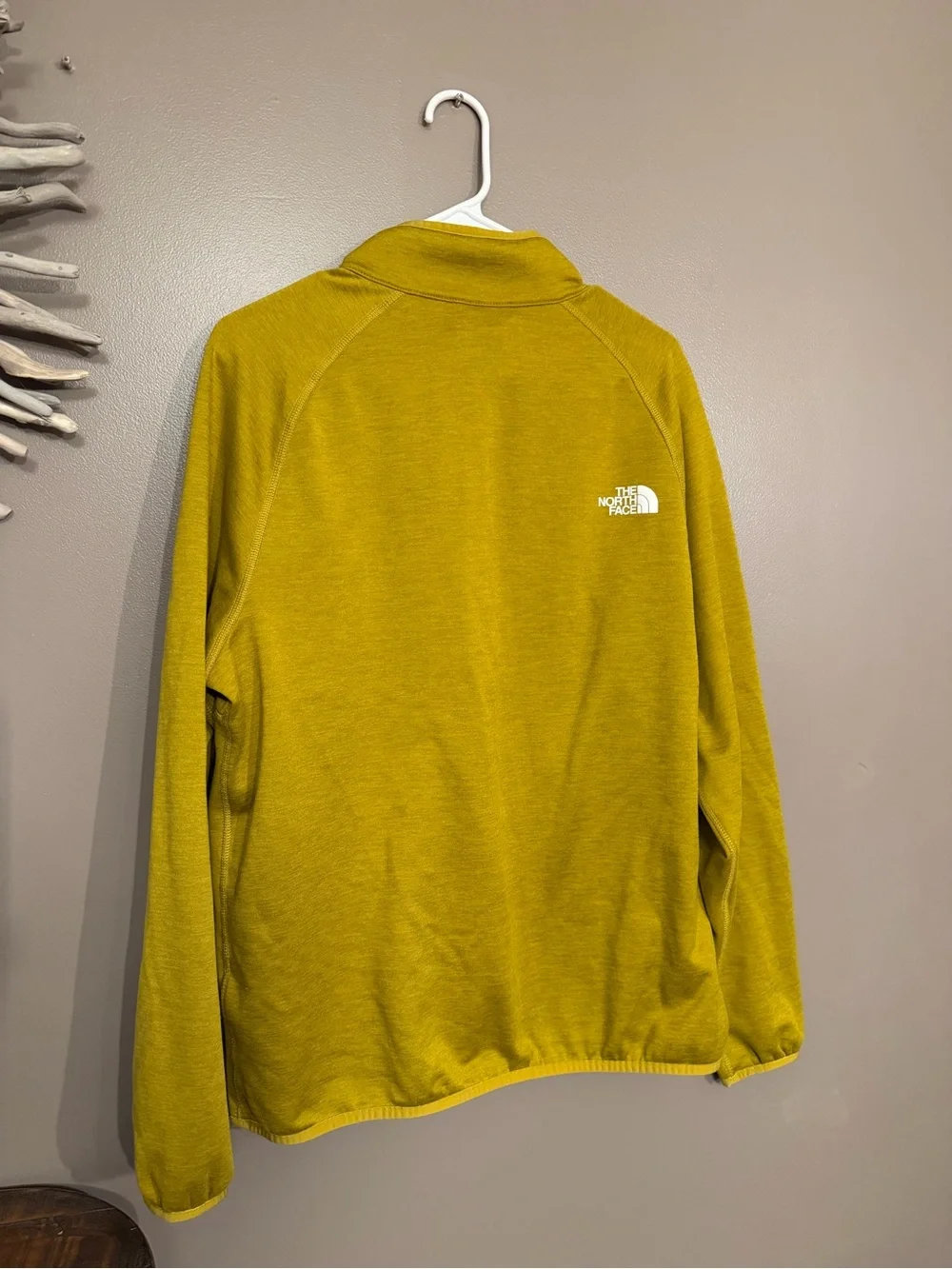Men’s North Face 1/2 zip pullover